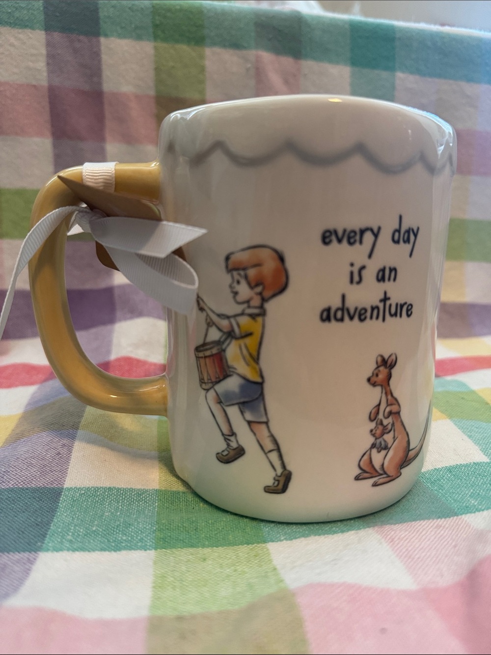 Winnie The Pooh / 100 years of Disney mug - Picture 3 of 6